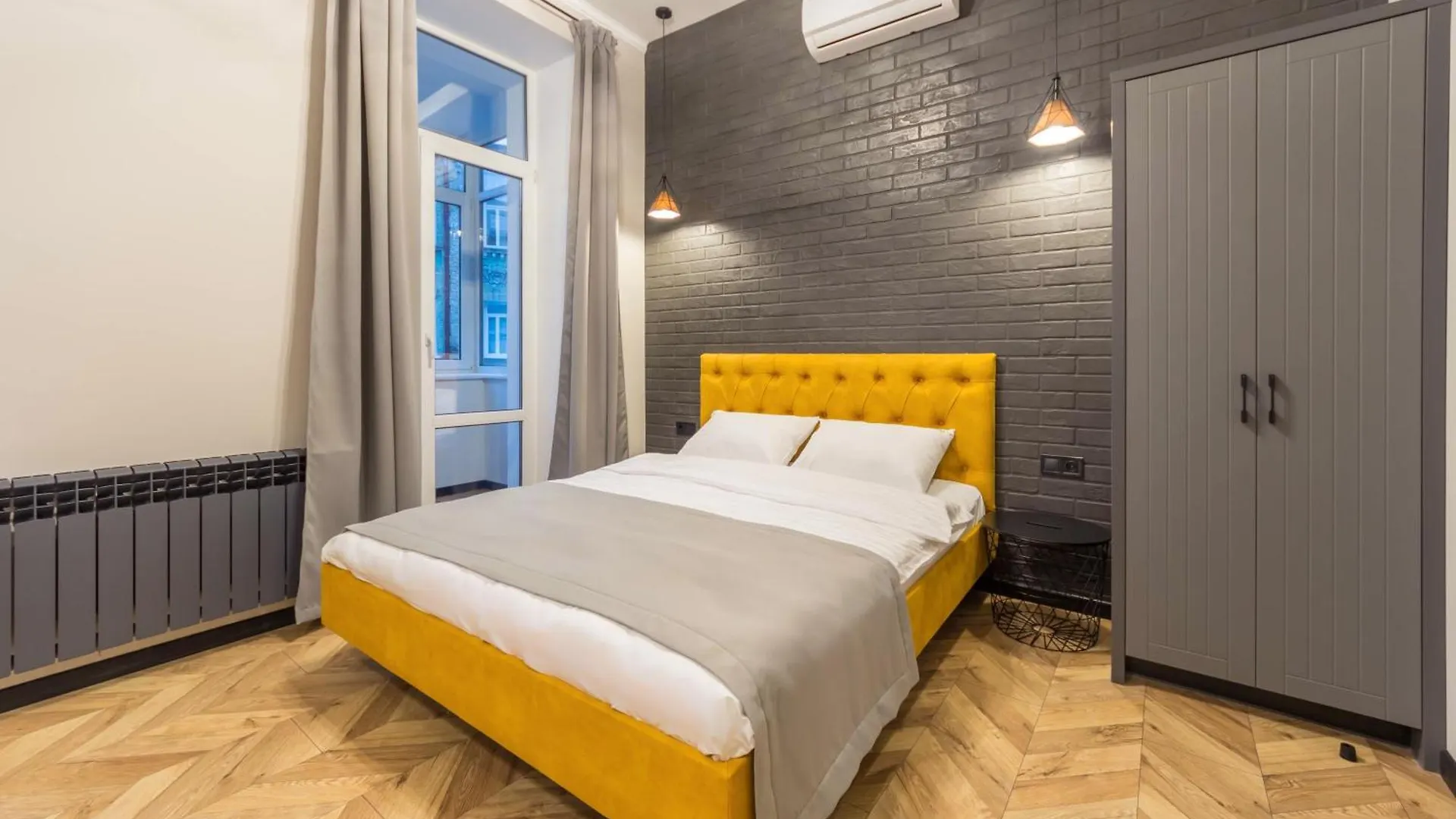 Central Apartments Maidan Area Kiev